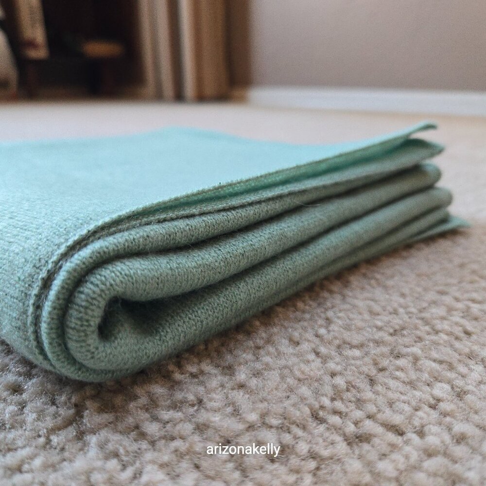NWT Woolovers Cashmere Knit Scarf Sage Green - Picture 12 of 13